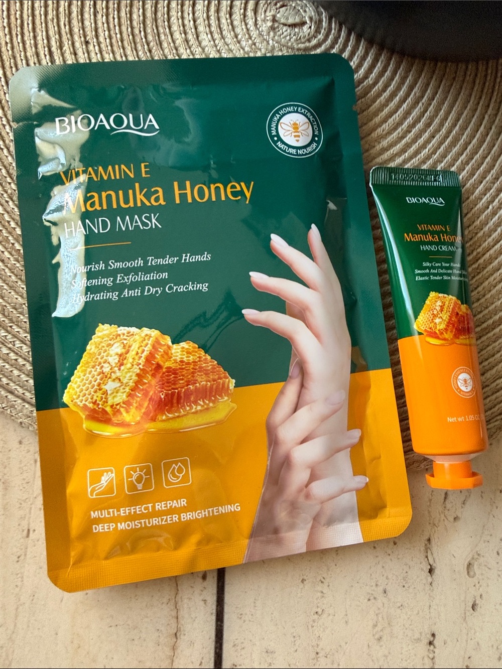 Aqua Vitamin E Manuka Honey Hand Mask & Cream - Green and Orange